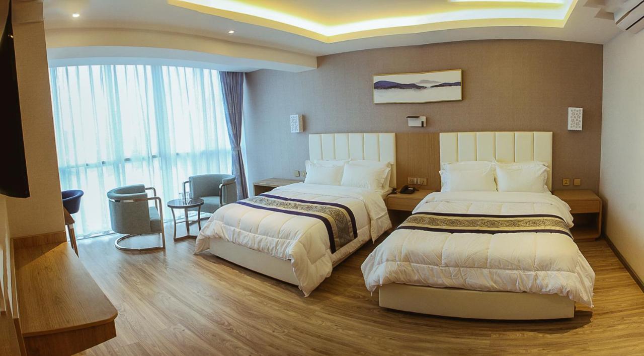 Gold Source Hotel Lima Buitenkant foto