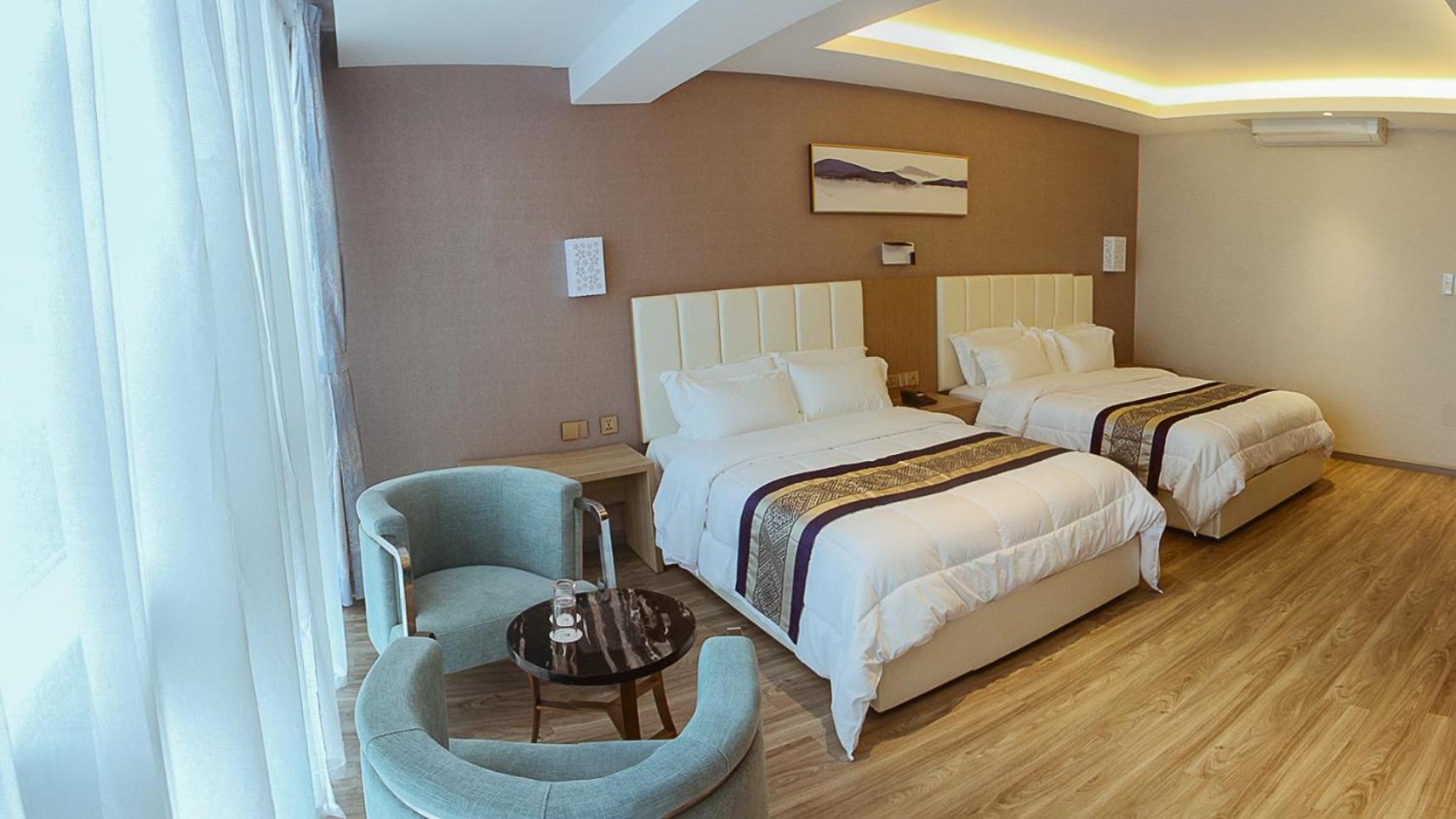 Gold Source Hotel Lima Buitenkant foto